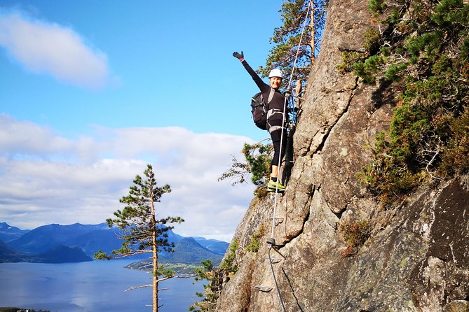 Romsdalsstigen Via Ferrata - Introwall - Guided Experience: Perfect for Beginners