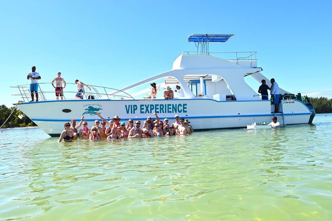 Sabina Del Mar Party Boat VIP - Pricing and Booking Details