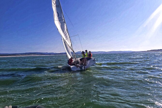 Sailing Experience in Valdecañas Reservoir - Qualified Monitors