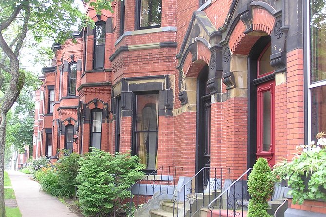 Saint John Walking Tour - Meeting Point and Exploration