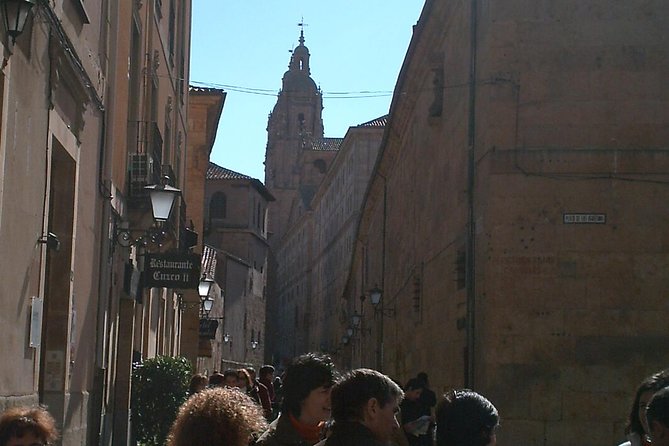 Salamanca Walking Tour - Commentary and Learning Experience