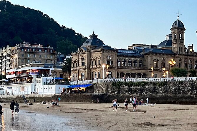 Sampling San Sebastiáns History: A Self Guided Audio Tour - Exploring the Old Town