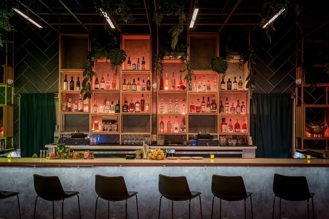 Santa Monica Bar & Club Crawl - Inclusions