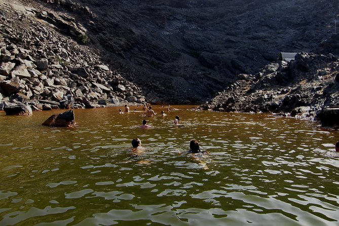 Santorini Shore Excursion: Private Tour of Thira Volcano and Hot Springs - Physical Fitness and Discounts for Travelers