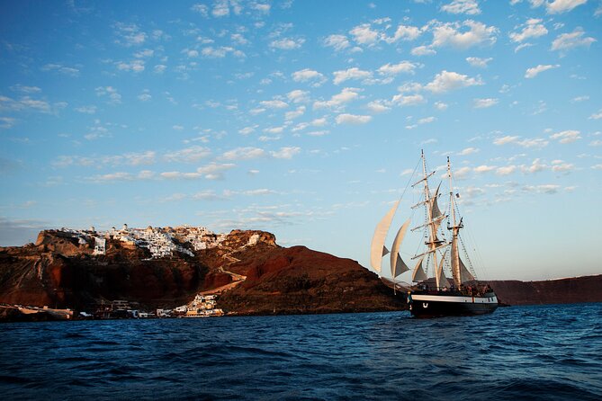 Santorini Sunset Dinner Cruise Including Nea Kameni Visit - What to Expect