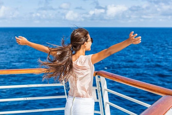 Santorini Volcano Cruise Including Hot Springs and Thirasia - Sailing Across Santorinis Caldera