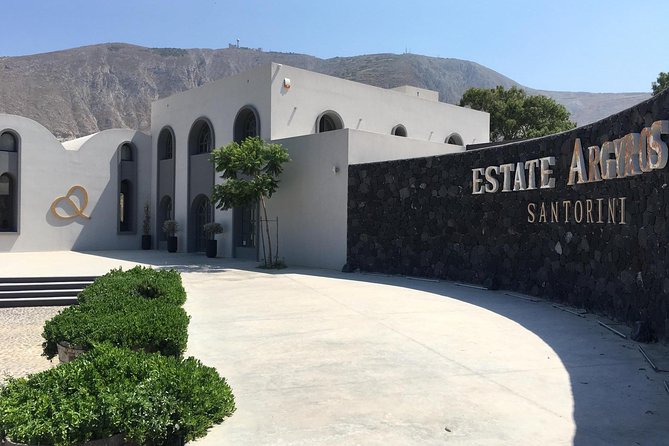 Santorini Wine Tour With 10 Wine Tastings and Oia Sunset - Sampling Delicious Local Wines