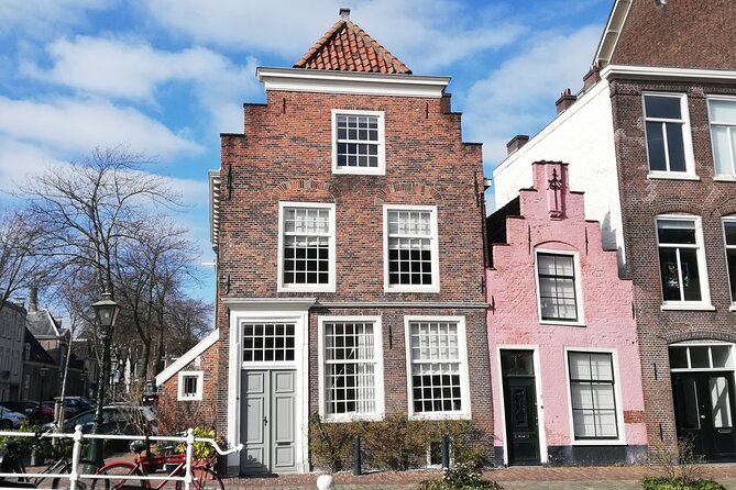 Self-Guided City Trail - JOLAs Schnipseljagd Leiden Tour - Tour Experience and Exploration