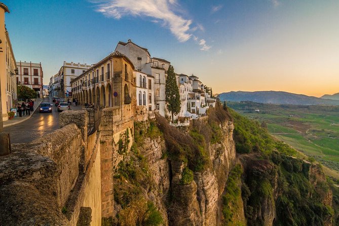 Seville Private Transfer to Granada With a Visit to Ronda - Comfortable Private Transfer to Granada