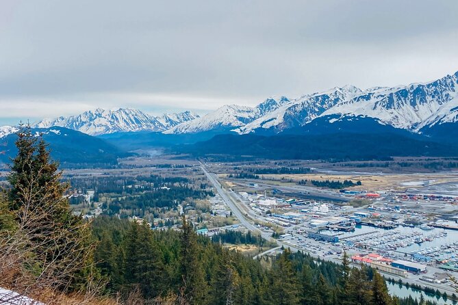 Seward Wilderness Hiking - Selecting Date and Travelers