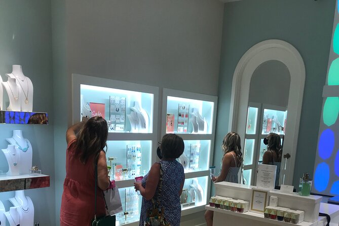 Shopping Tour With Wine Tasting in Charleston - Inclusions and Amenities