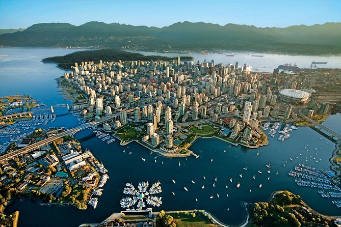 Shore Excursion: Pre-Cruise Vancouver City Sightseeing Tour With Port Drop off - Positive Reviews