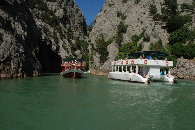 Side Green Canyon Boat Trip With Unlimited Drinks And Lunch - Itinerary Overview