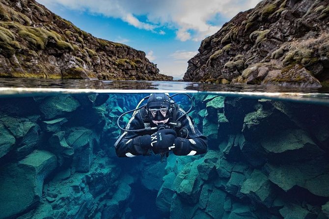 Silfra: Diving Between Tectonic Plates - Meet on Location - Diving Between Tectonic Plates