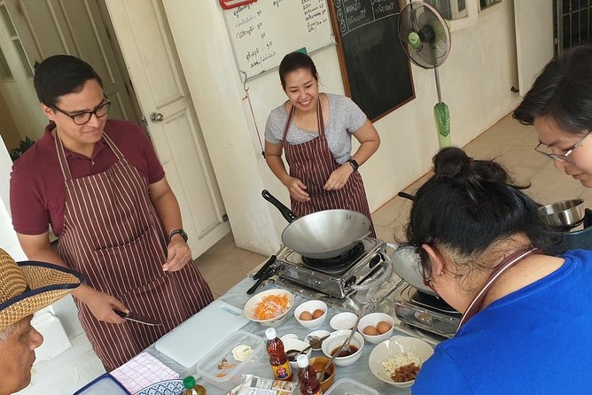 Simple Home Style Cooking Class at Baan Nate in Phuket - Dietary Options and Special Requests