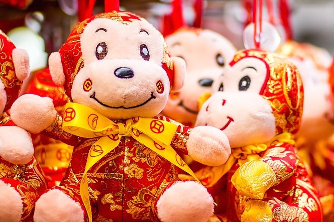 Singapores History of Trade: A Self-Guided Audio Tour - Early Trade Routes and Influences