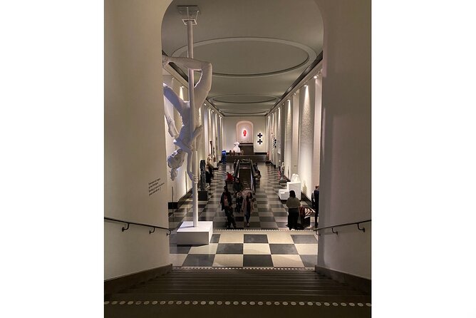 Skip-The-Line Access to Gothenburg Museum of Art With Tour Guide - Meeting Point and Departure