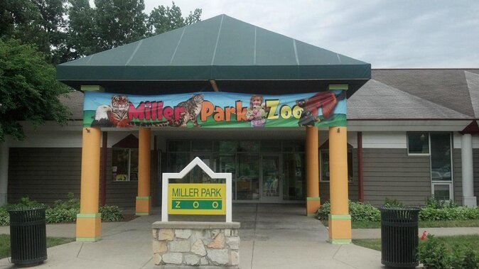 Skip the Line: Miller Park Zoo General Admission Ticket - Childrens Zoo at Miller Park Zoo