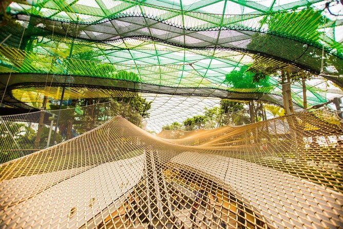 Skip the Line Ticket to Mirror Maze and Canopy Park in Singapore - Highlights of the Mirror Maze Experience