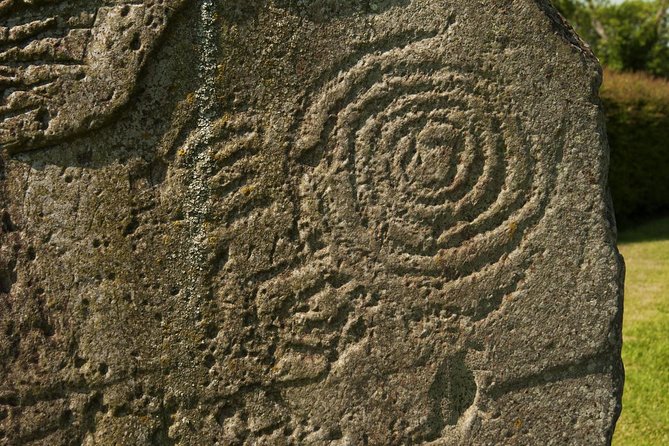 Small-Group Celtic History Tour From Dublin: Newgrange, Knowth - Comfort Issues