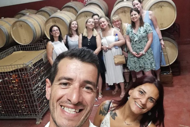 Small Group Wine Tasting Tour From Albufeira - Traveler Experience