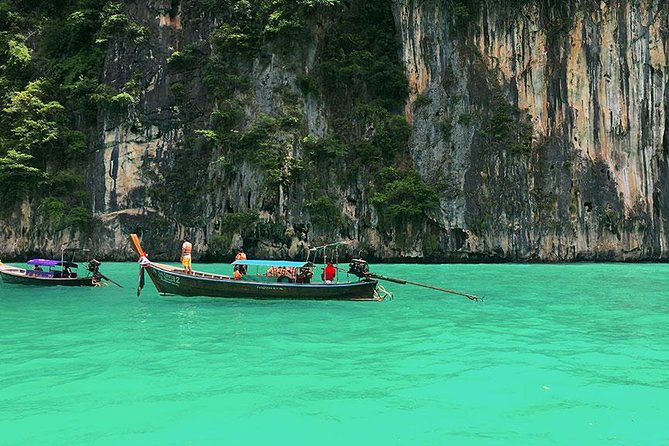 Snorkeling Phi Phi Islands Tour From Phi Phi by Longtail Boat - Traveler Photos