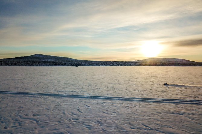 Snowmobile Exclusive Tour - Date, Travelers, and Language