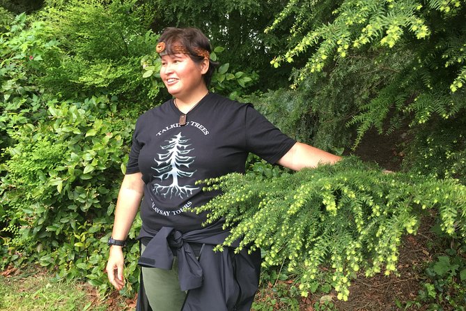 Spoken Treasures: Stanley Park Indigenous Walking Tour - Meeting and Pickup
