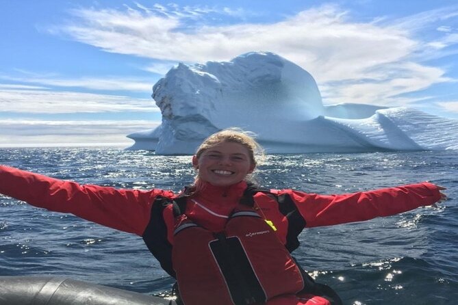 St. John'S Small Group Tour With Iceberg Quest Boat Cruise - Meeting and Pickup