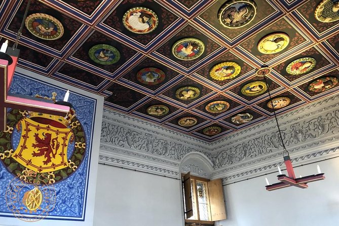 Stirling Castle and Loch Lomond Full-Day Private Tour in a Premium Minivan - Historic Sites