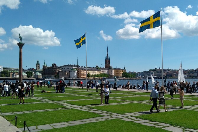 Stockholm- A Beauty On The Water: Old Town Walking Tour and Boat Trip Combined - Key Sights and Landmarks