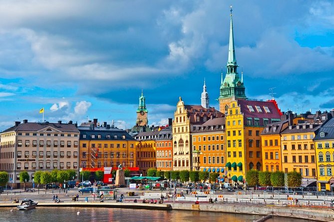 Stockholm Airport Transfers : Airport ARN to Stockholm City in Luxury Car - Time-Saving Convenience