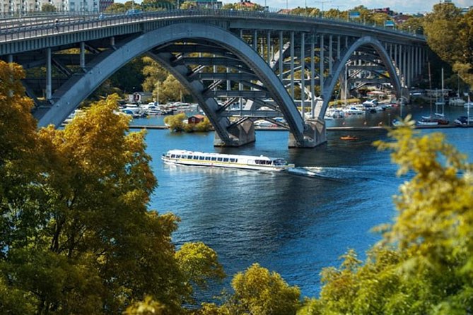 Stockholm Bridges Sightseeing Cruise - Experience and Features