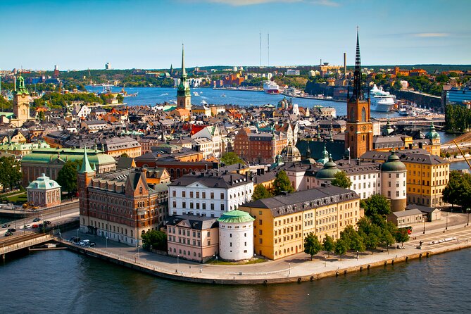 Stockholm: Private Sightseeing Tour and Food Tasting With Local - Private Sightseeing Tour