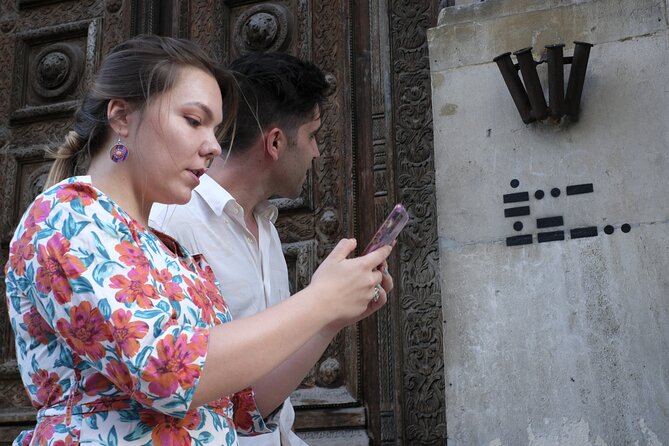Stroll Through History Outdoor Escape Game in Santiago - Whats Included