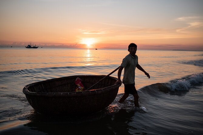 Sunrise Photography Tour in Vietnam Fishing Village - Tour Experience