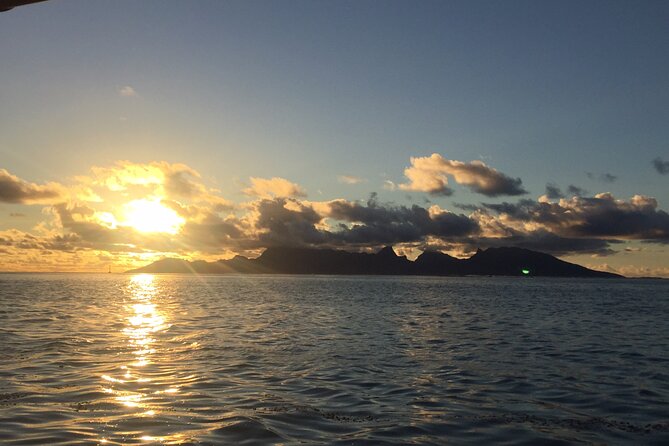 Sunset Boat Trip From Papeete - Date and Travelers