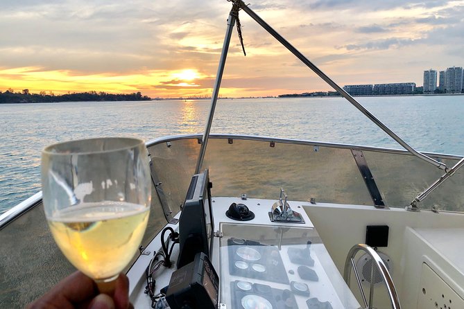 Sunset City Skyline Cruise With Mocktail - Inclusions and Offerings
