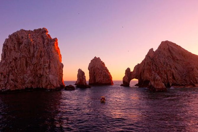 Sunset Dinner Cruise in Los Cabos - Sample Menu