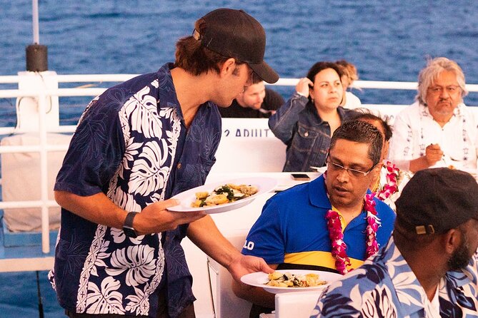 Sunset & Fireworks Dinner Cruise in Honolulu - Sample Menu and On-board Services