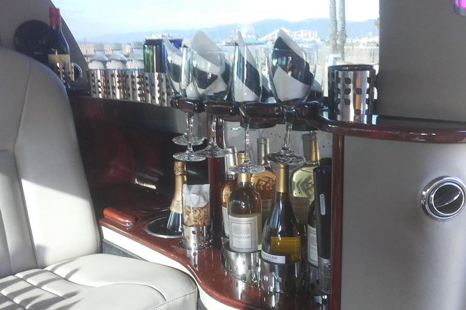 Super Custom Dual Bar Limo With Tour Guide 6-Hour Los Angeles Private Tour!! - Discover the Stunning Los Angeles Coastline
