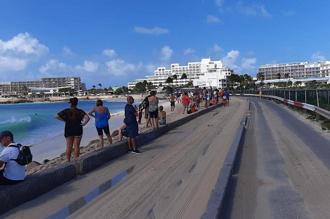 Super Island Tour Through St Martin - Minimum Traveler Requirement