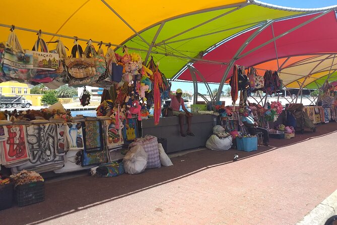 The Curacaos Colorful History Walking Tour - Famous Figures in Curacaos History