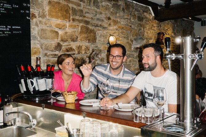 The Land of Basque Sailors: Txakoli & Grilled Fish Tour - Scenic Views of the Basque Coastline