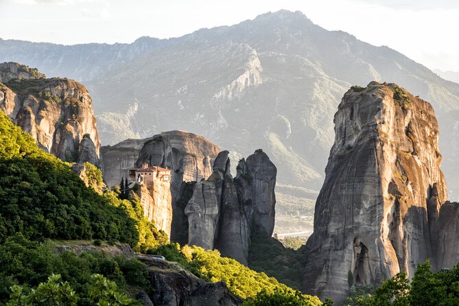 Thessaloniki: 2-Day Scenic Rail Trip to Meteora With Hotel - Reviews