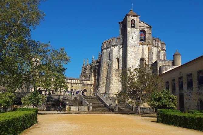Tomar & Obidos The Roman Legacy Villages World Heritage Tour - Batalha: Famous Monastery