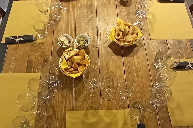 Top Italian Wine Tasting & Food Como Lake - Overview of the Experience