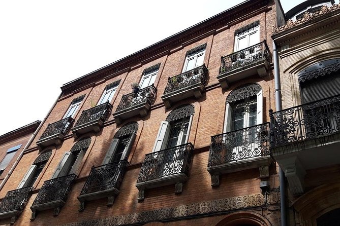 Toulouse: Walking Through History - Discovering the Vibrant Marche Des Carmes Market