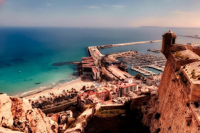 Transfer From Alicante City to Alicante Airport in Private Minivan Max. 6 Passengers - Benefits of Max. 6 Passengers Limit