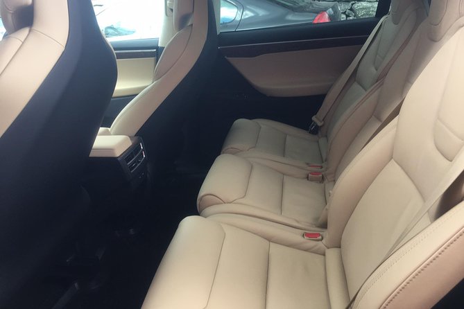 TRANSFER, LUXURY CAR 1-3 PAX: Bergen Airport TRANSFER - Date and Traveler Selection